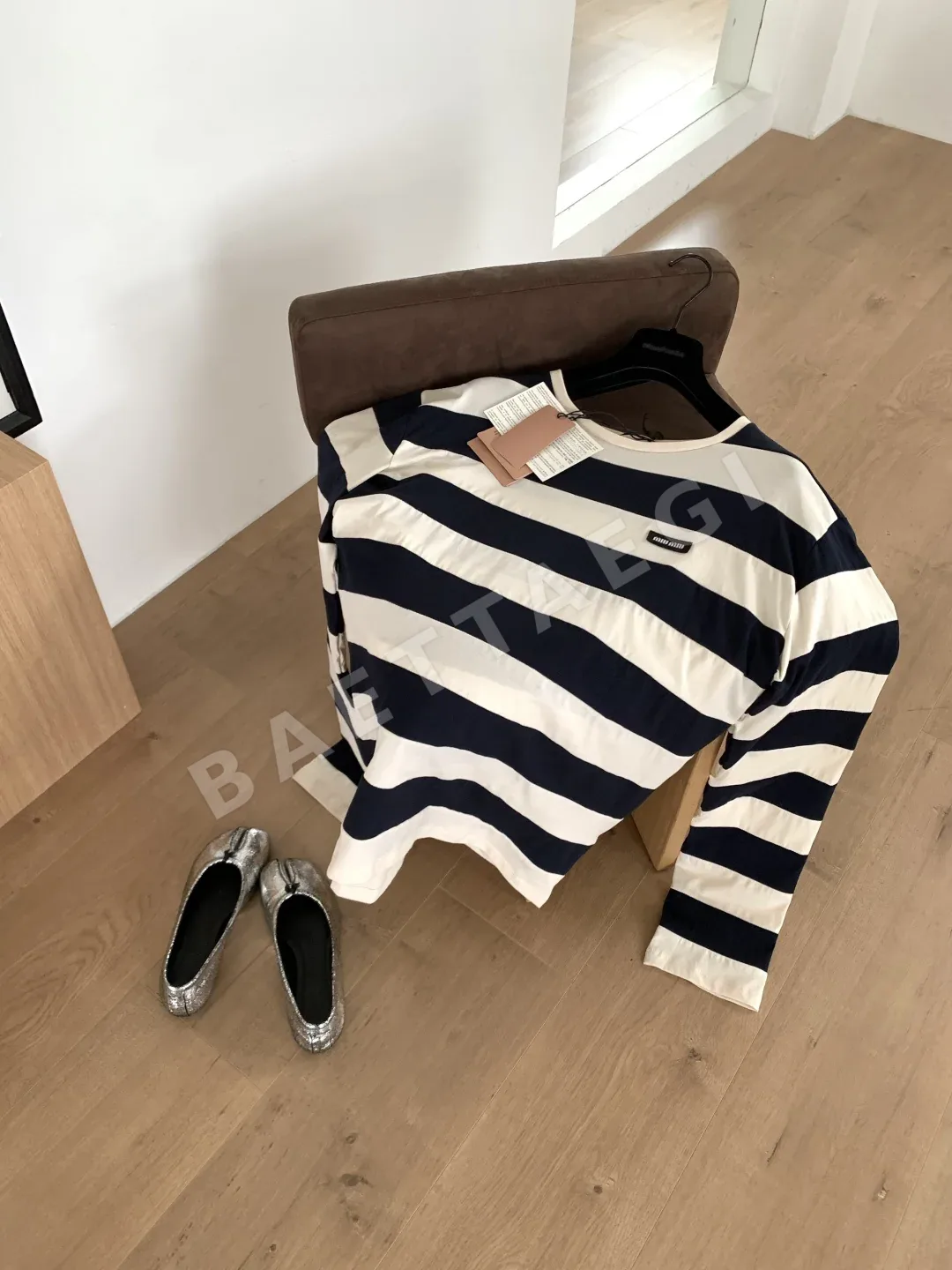 미우미우 컬러 블록 스트라이프 긴팔 티셔츠 상세 이미지 5