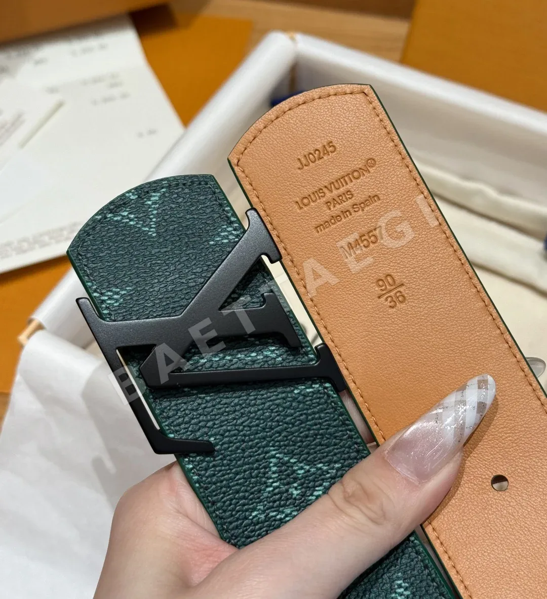 루이비통 디멘션 모노그램 헤리티지 40mm 리버시블 벨트 상세 이미지 6