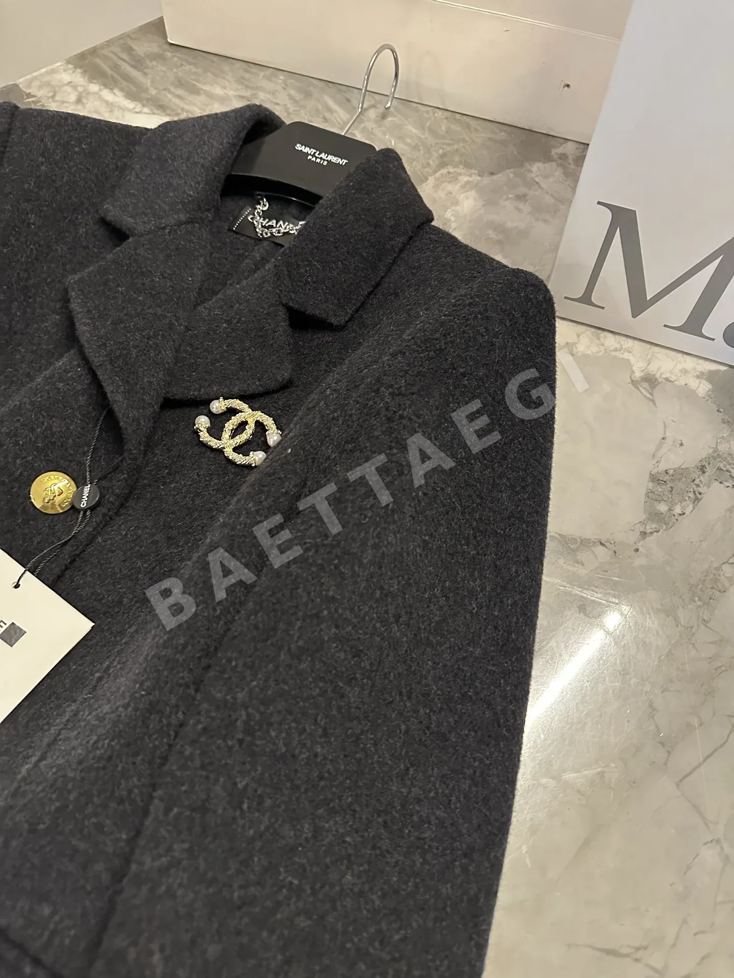 샤넬 캐시미어 더블 C 브로치 여성 자켓 상세 이미지 5