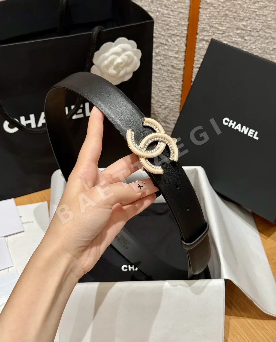 샤넬 클래식 더블 C 가죽 벨트 상세 이미지 4