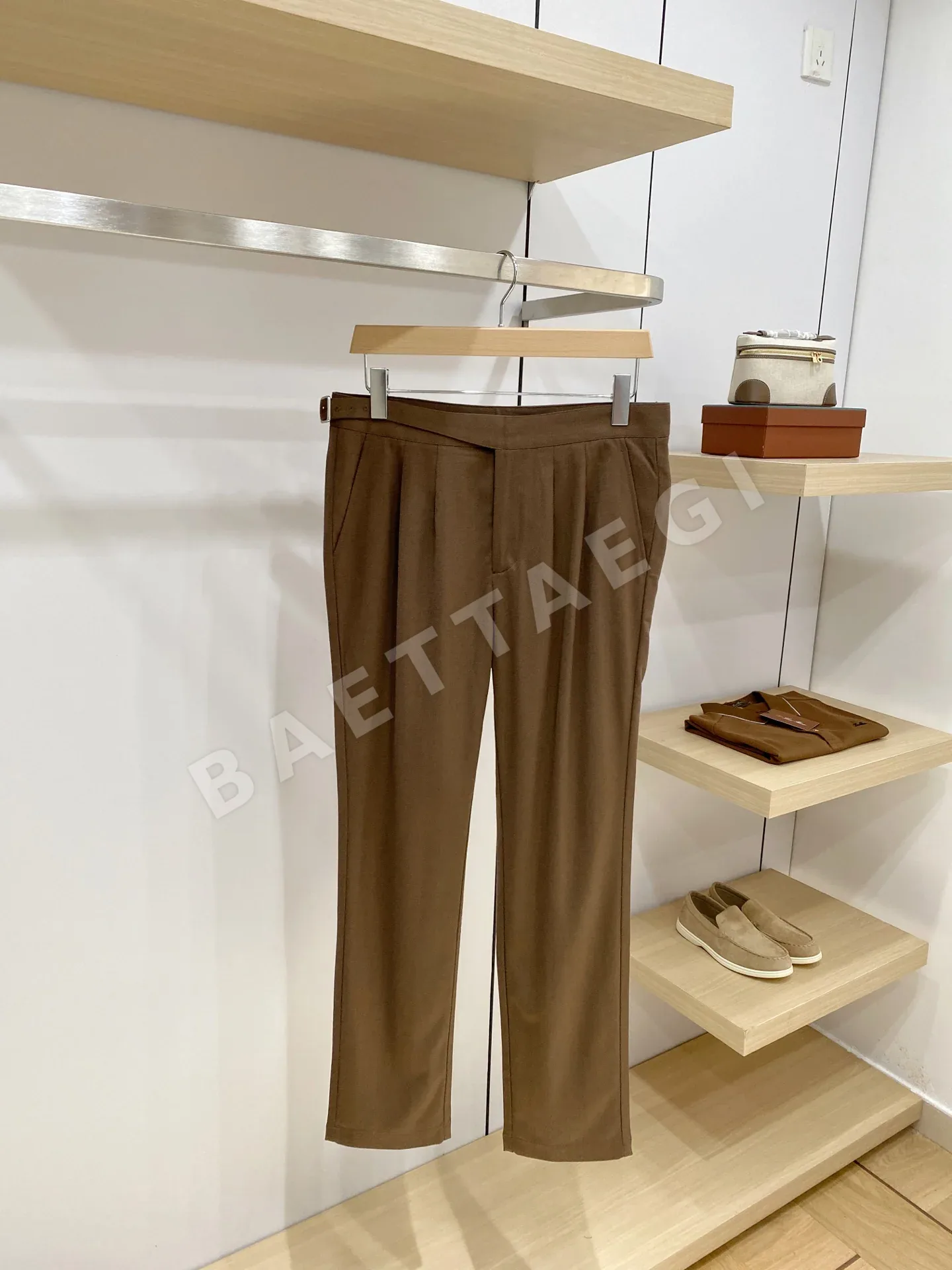 로로피아나 남성 바지 상세 이미지 2