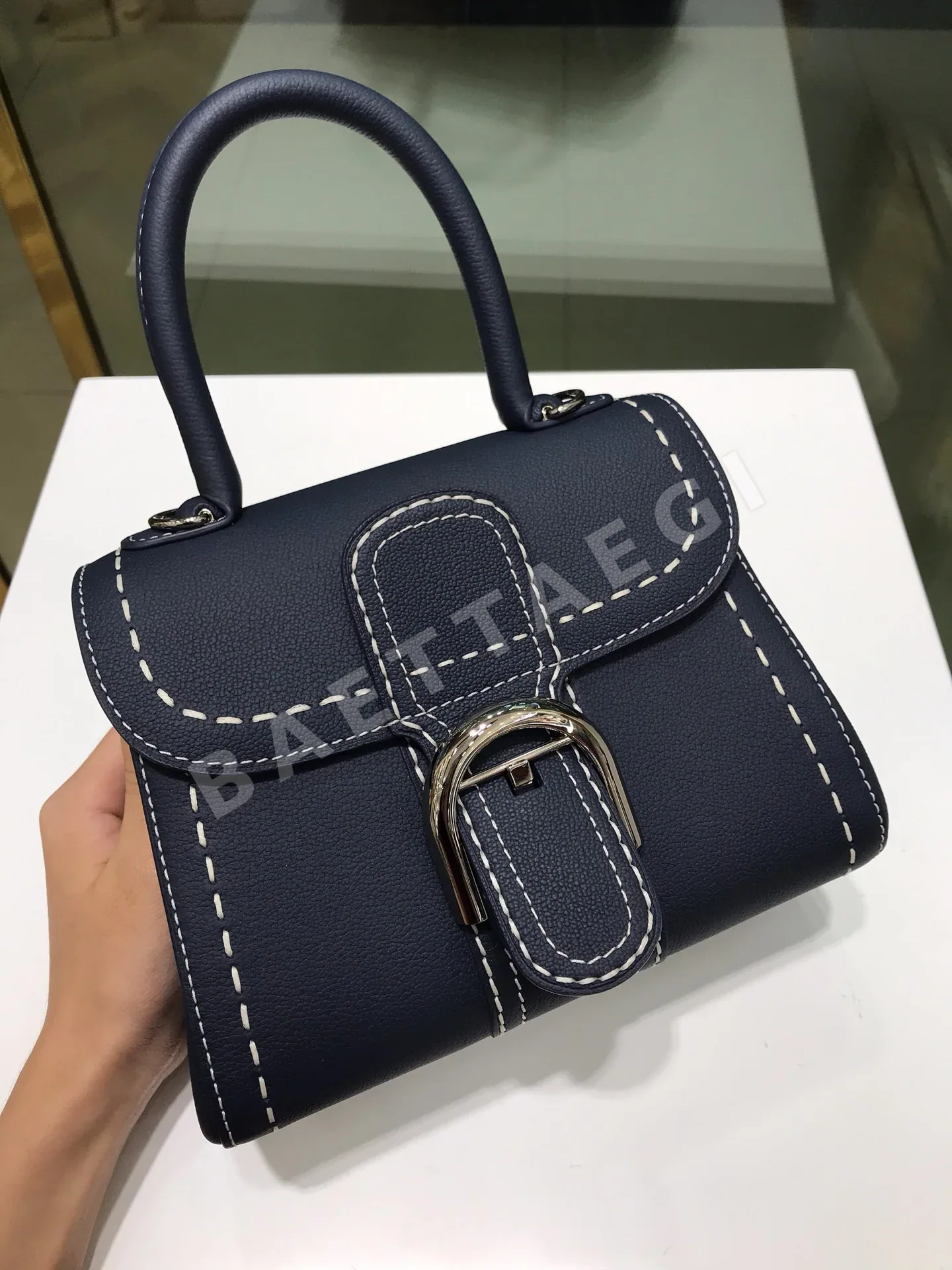 델보 브릴리언트 토고 램스킨 숄더백 상세 이미지 2