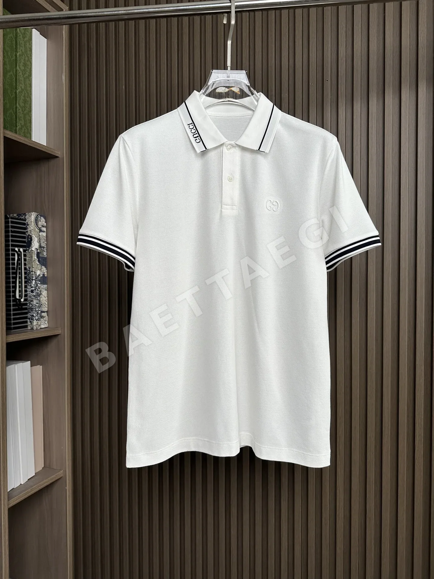 구찌 스트라이프 카라 남성 반팔 티셔츠 47327