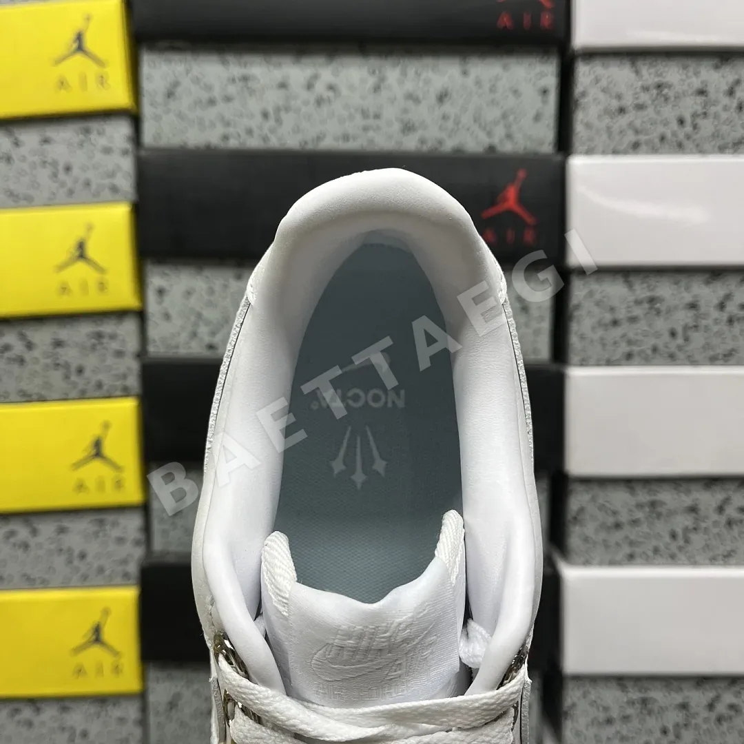 나이키 [XY/PB] 에어 포스 1 로우 SP CZ8065-100 201734 Nike Air Force 1 Low SP Drake NOCTA 상세 이미지 4