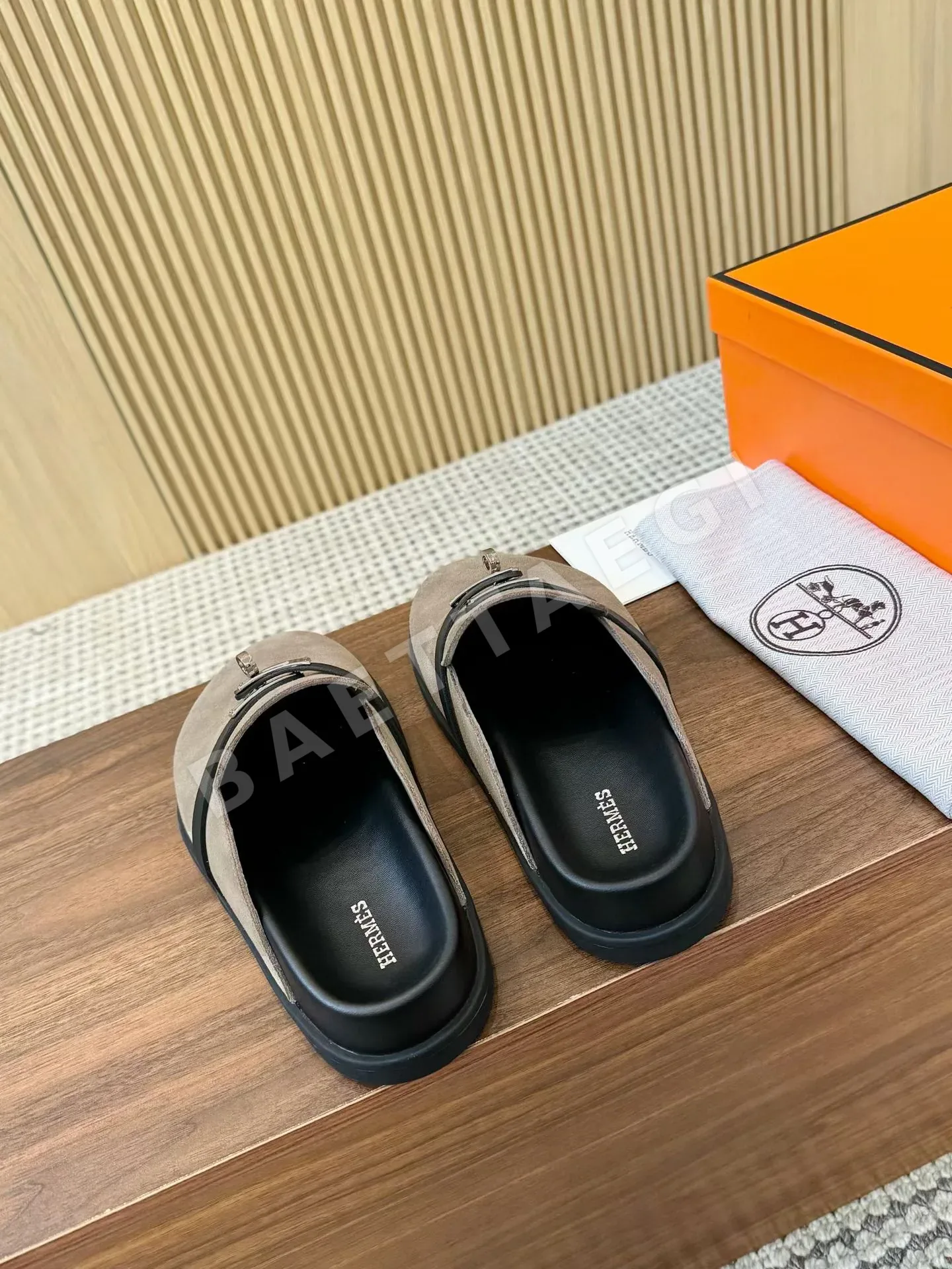에르메스 뮬 슬리퍼 남녀신발 램스킨 상세 이미지 6
