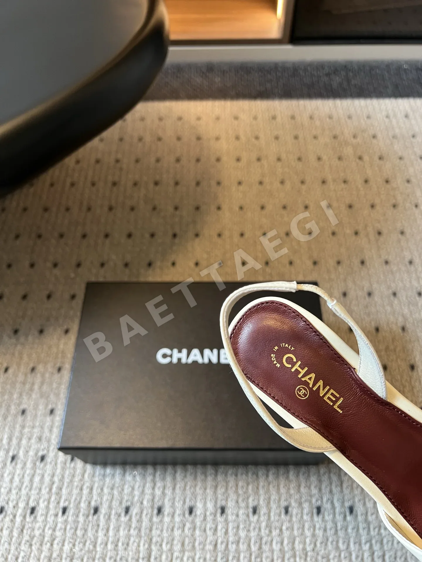 샤넬 힐 시프스킨 더블 C 엠보싱 상세 이미지 8