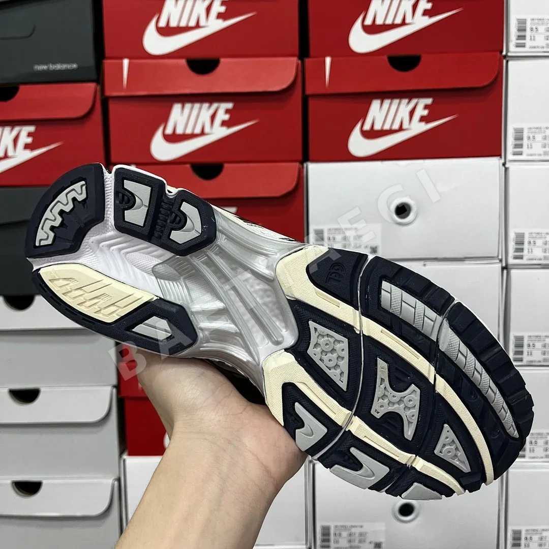 아식스 [TOP] 젤 카야노 14 1202A056-109 200245 Asics Gel-Kayano 14 White Midnight 상세 이미지 4