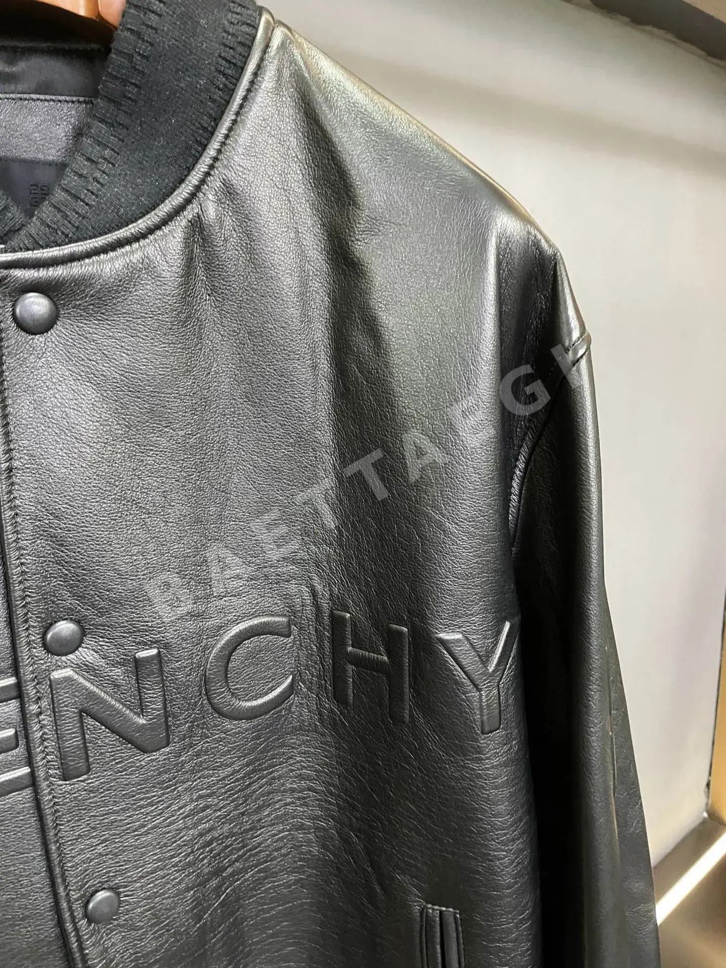 지방시 램스킨 베이스볼 남성 자켓 상세 이미지 7