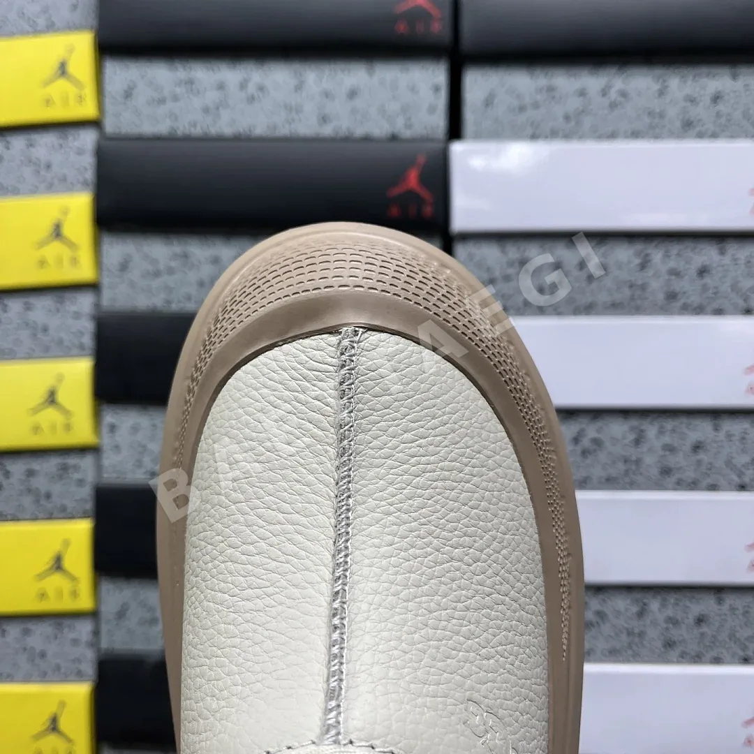 어그 [OT] 화이트 209032 UGG 상세 이미지 2