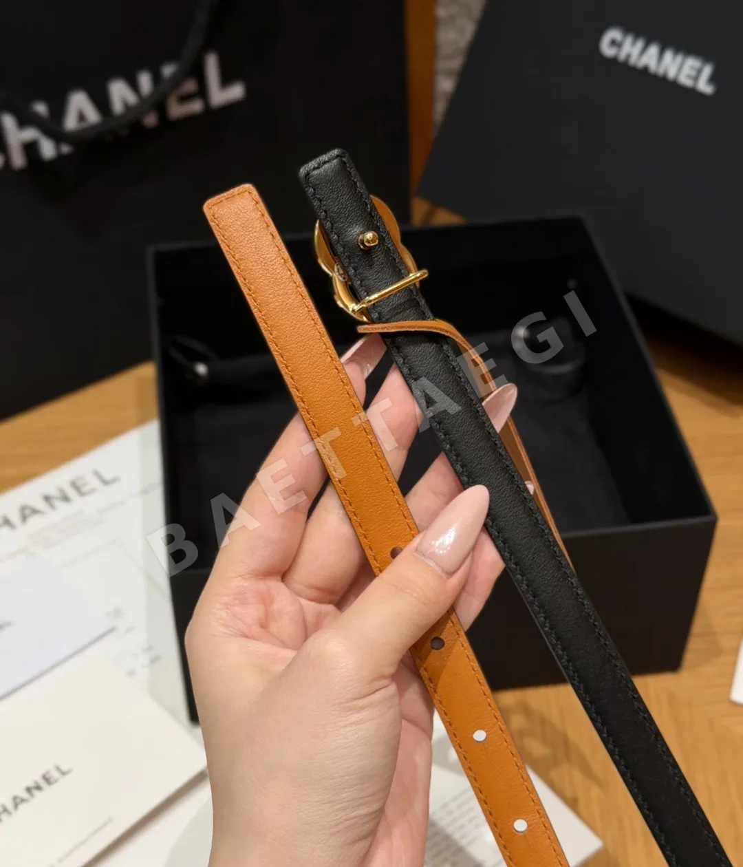 샤넬 더블 C 로고 리버시블 카프스킨 벨트 상세 이미지 9