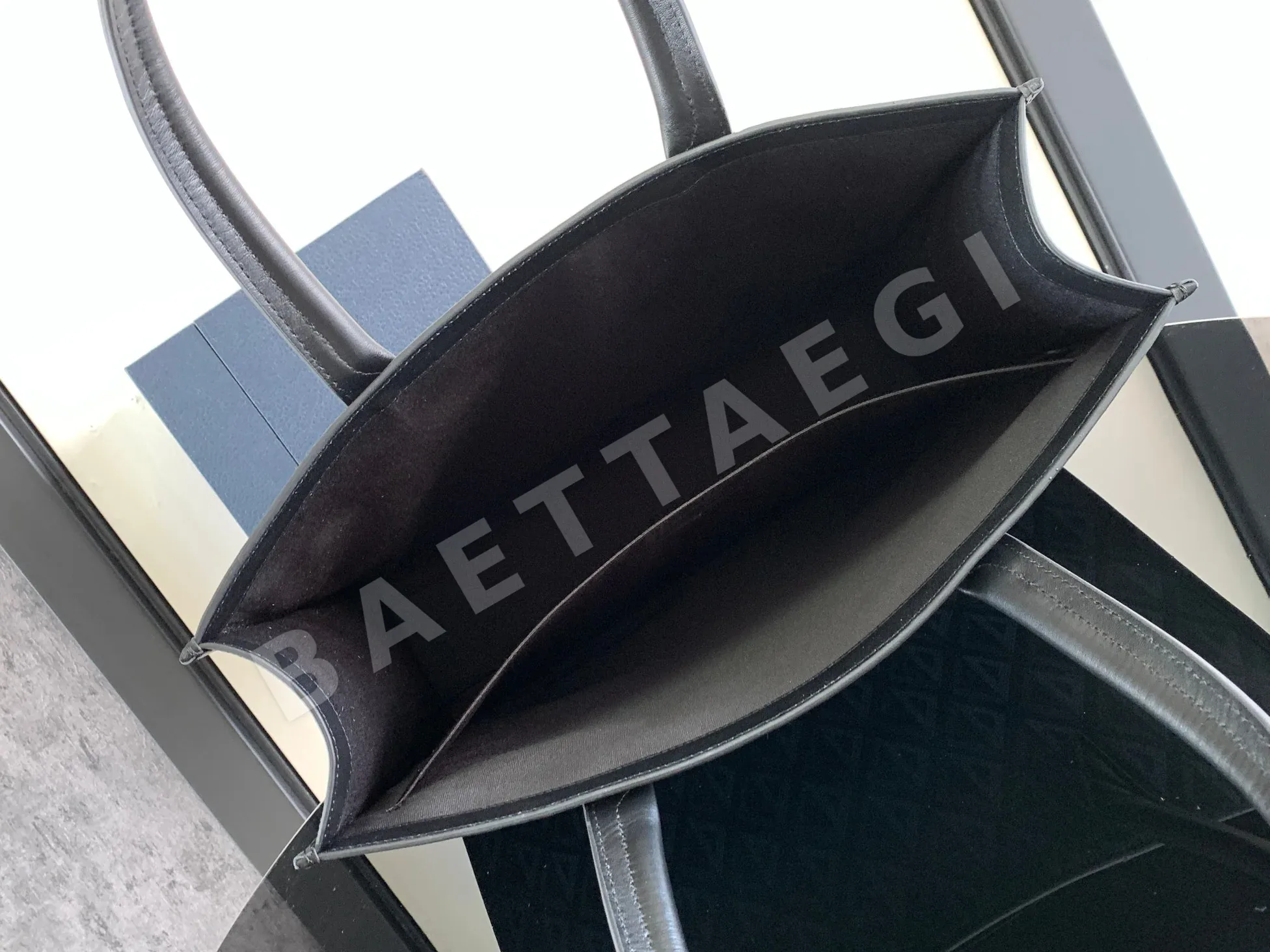 디올 CD 다이아몬드 패턴 사파리 토트백 상세 이미지 8