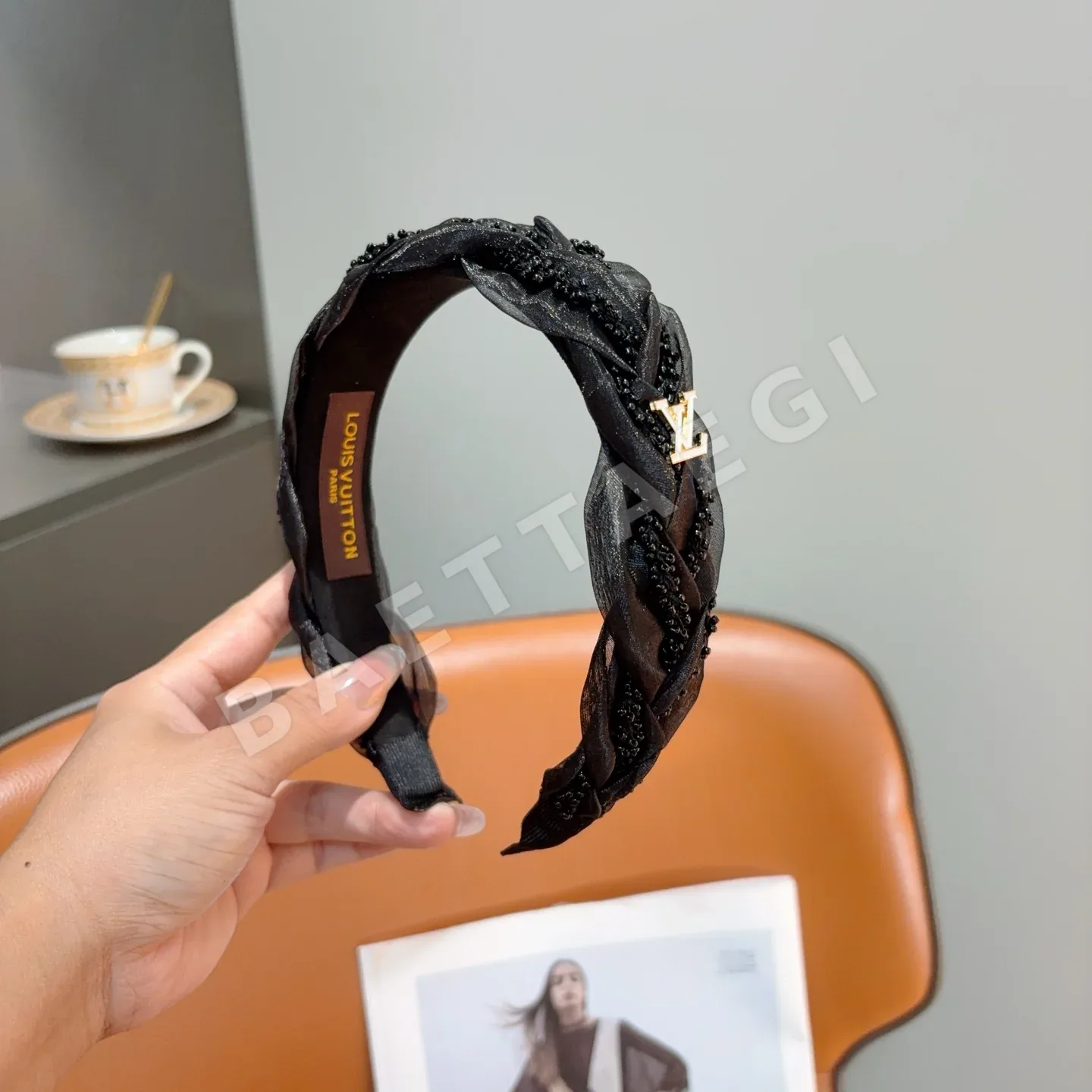 루이비통 꽈배기 헤어밴드 상세 이미지 2