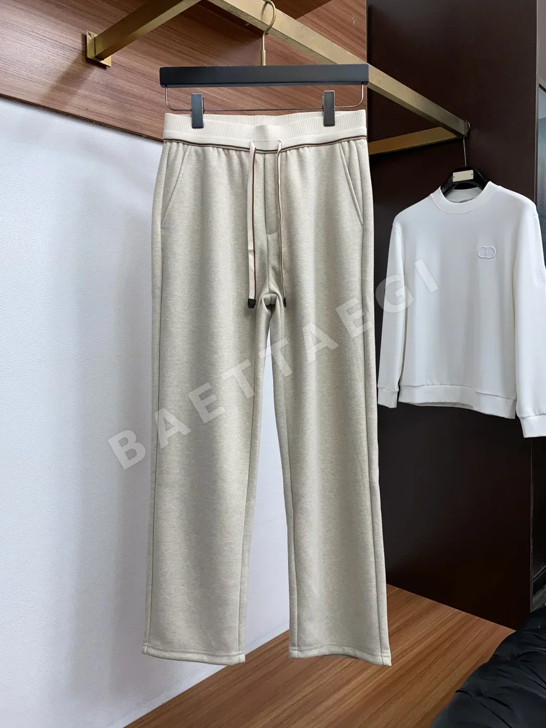 브루넬로쿠치넬리 울 소재 남성 바지 상세 이미지 2