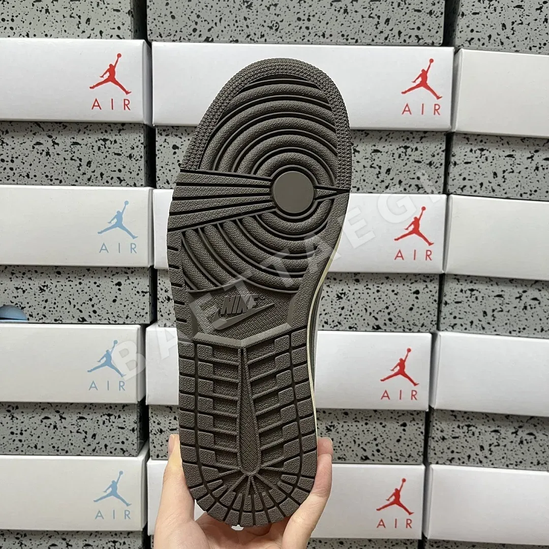 나이키 [PK] 화이트 브라운 DM7866-162 201946 Nike Travis Scott Reverse Mocha 3.0 상세 이미지 9