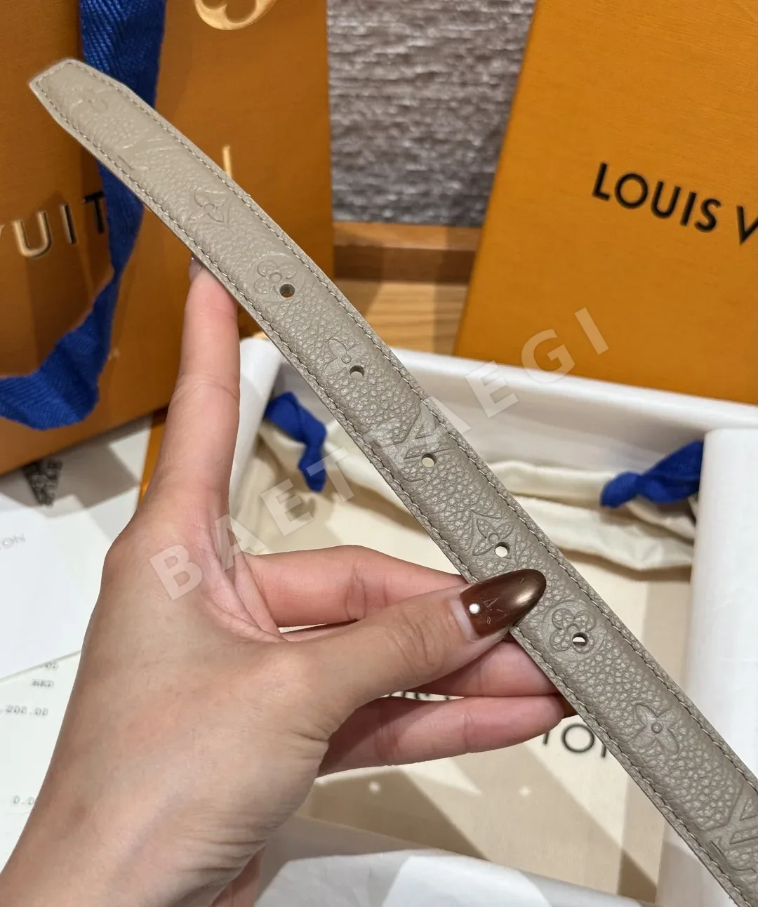 루이비통 다프네 20mm 리버서블 벨트 상세 이미지 9