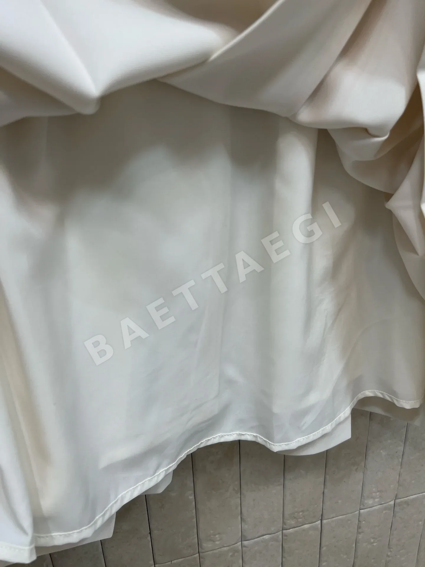 구찌 컬러 블록 플리츠 여성 원피스 상세 이미지 6