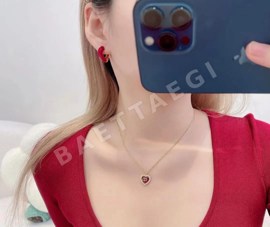 보테가베네타 골드 후프 귀걸이 65363