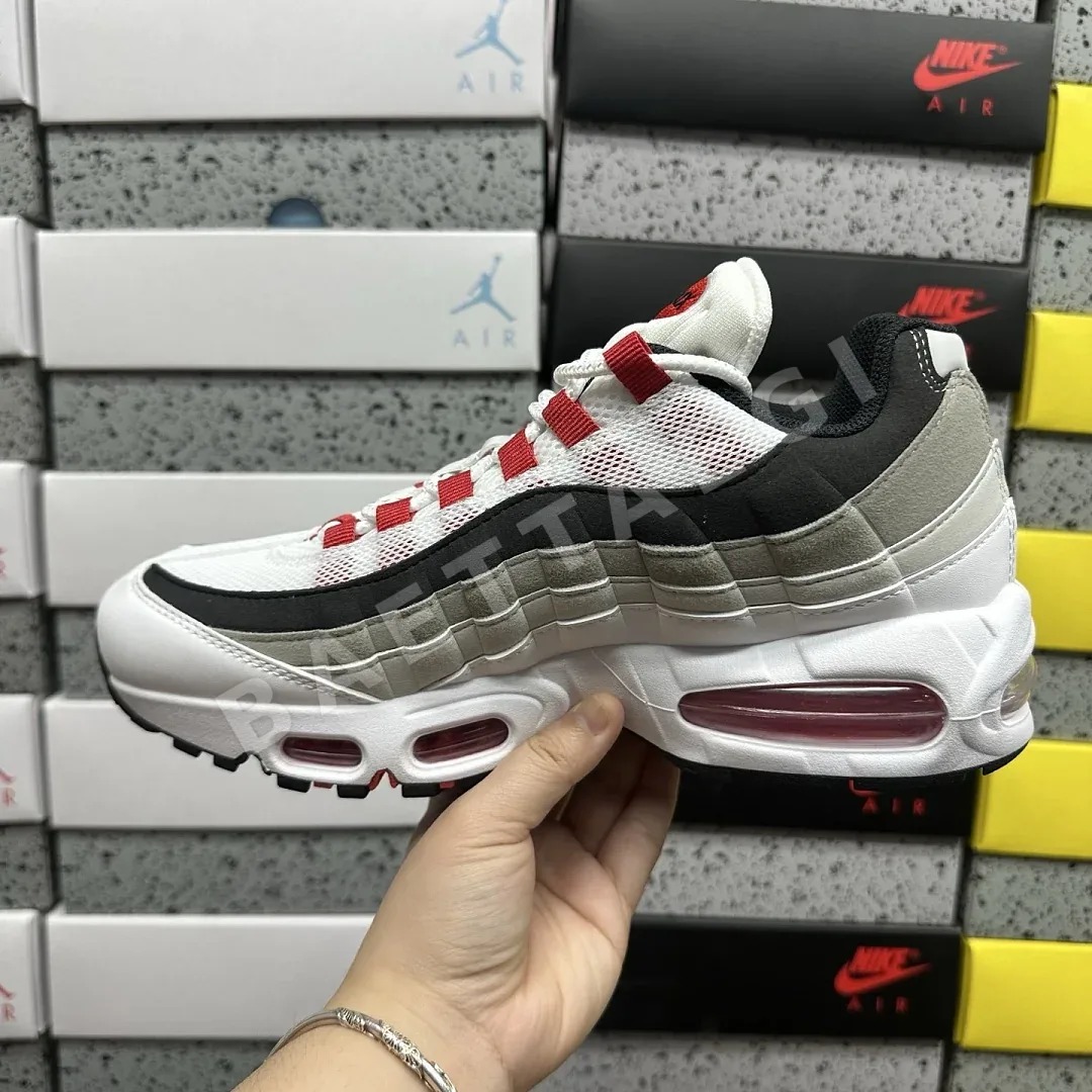 나이키 [KZ2.0] 에어 맥스 95 OG IB7862-100 201720 Nike Air Max 95 OG Big Bubble Comet 상세 이미지 4