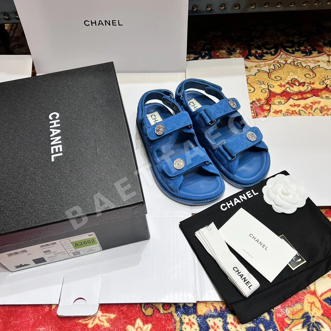 샤넬 클래식 더블 C 벨크로 비치슈즈 95015