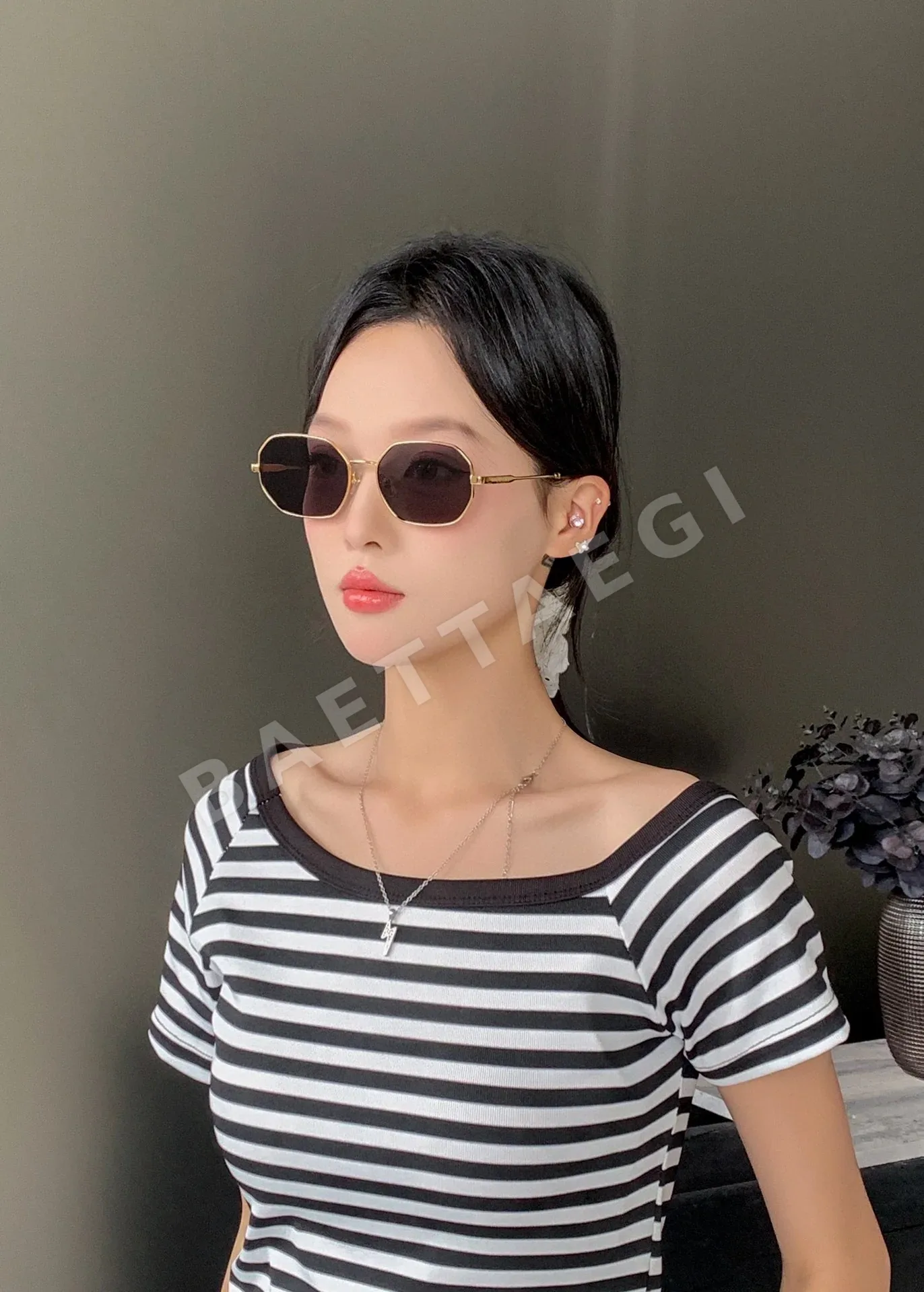 프라다 선글라스 56473 Prada Sunglasses 상세 이미지 6
