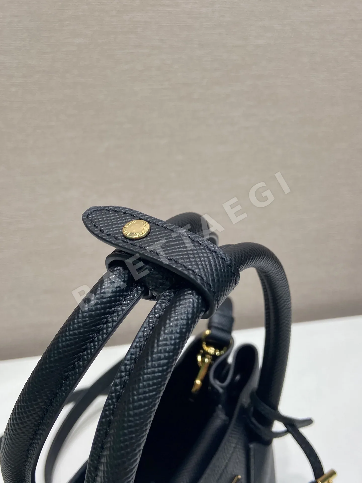 프라다 크로스그레인 카우하이드 더블 핸드백 1BA497 상세 이미지 7