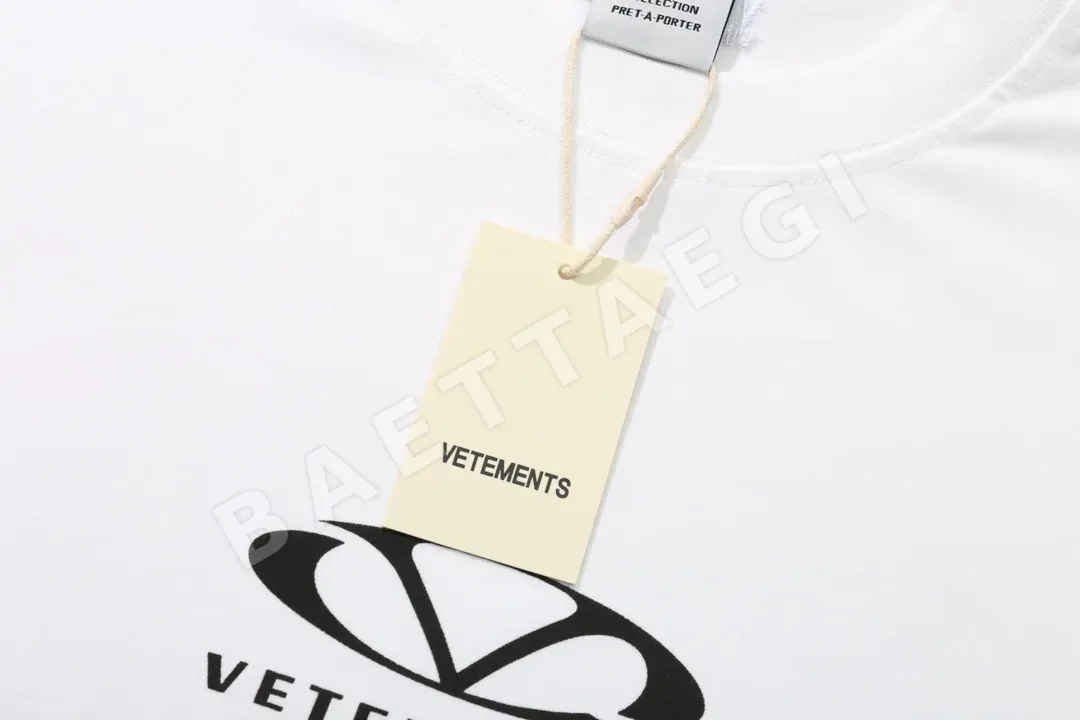 베트멍 V 프린트 반팔 티셔츠 상세 이미지 4