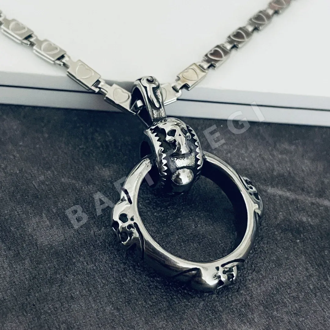 크롬하츠 더블 버클 크로스 펜던트 목걸이 상세 이미지 9