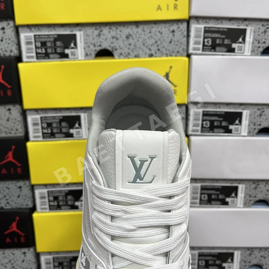 루이비통 [D1] V2 03 화이트 그레이 205842 Louis Vuitton V2-03 상세 이미지 9