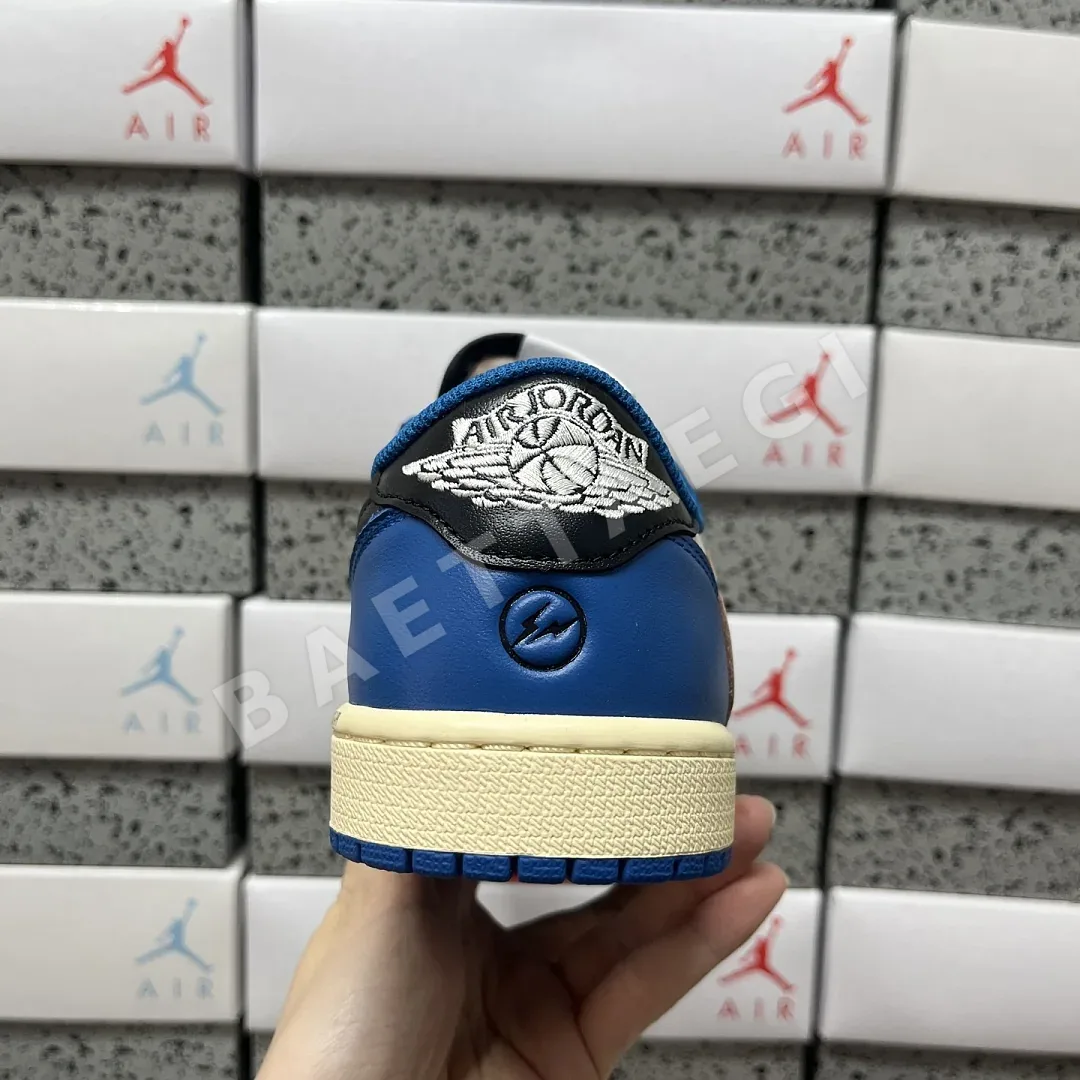 나이키 [PK] DM7866-140 201945 Nike Fragment X Travis Scott 2.0 상세 이미지 7