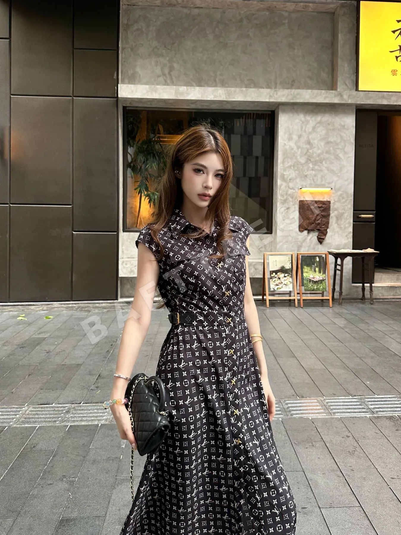 루이비통 모노그램 더블 포켓 카라 롱 원피스 137798
