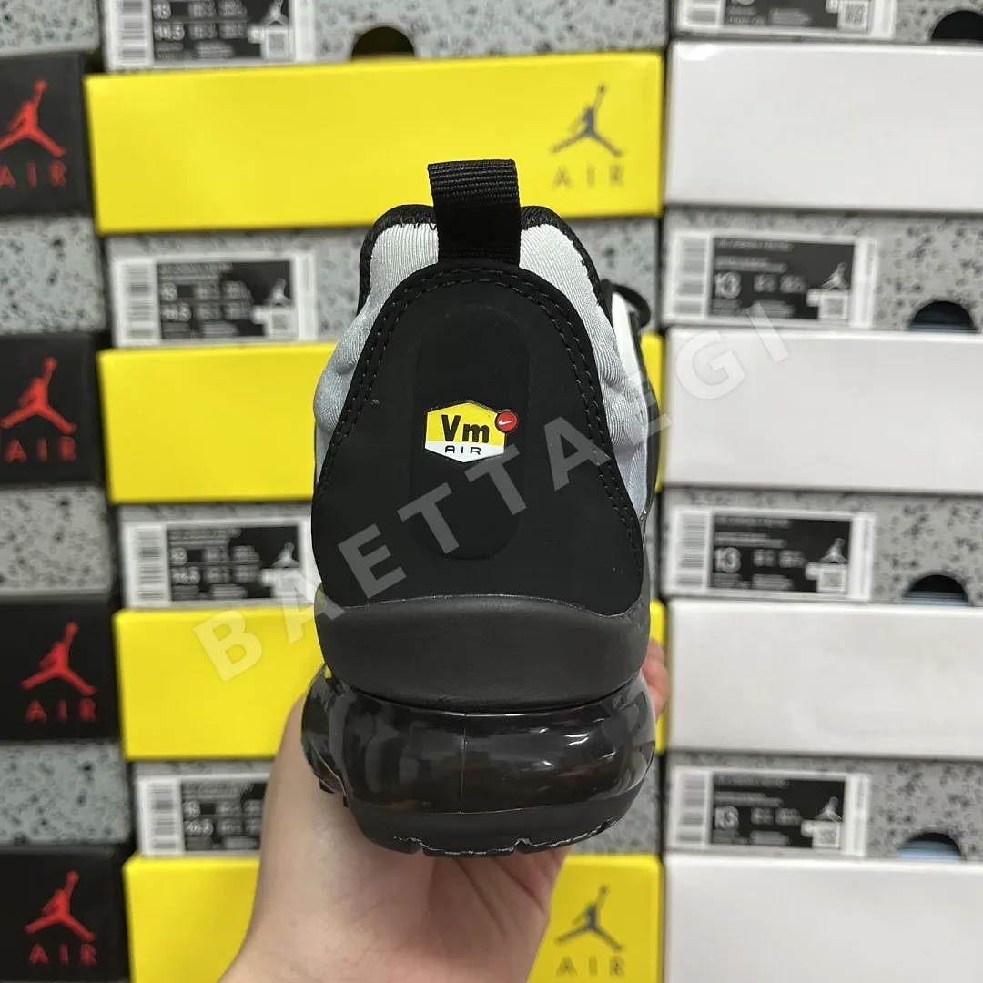 나이키 [OT] 에어 베이퍼맥스 플러스 화이트 블랙 AO4550-008 201588 Nike Air VaporMax Plus 상세 이미지 7