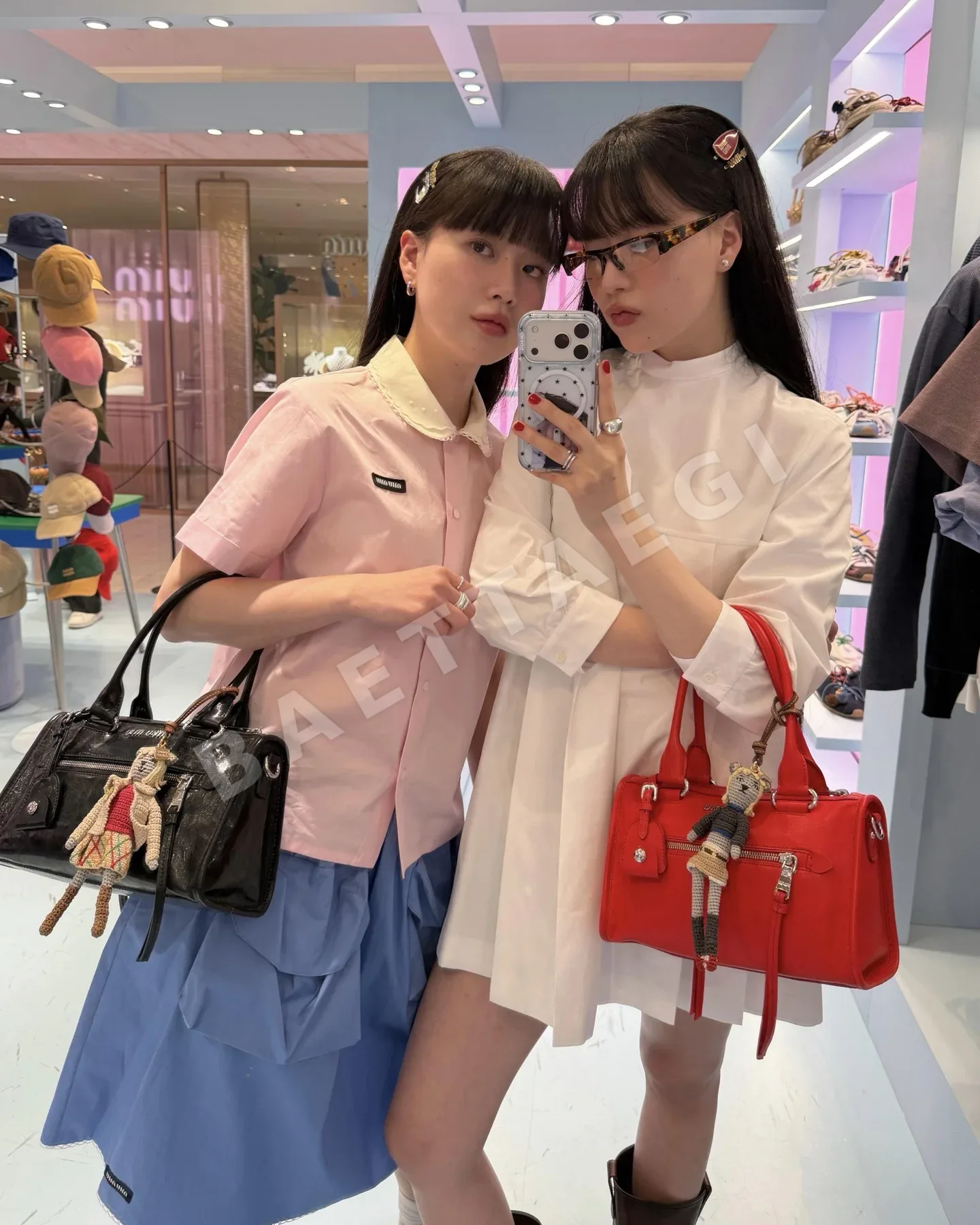 미우미우 착탈식 레이스 피터팬 카라 반팔 셔츠 상세 이미지 8