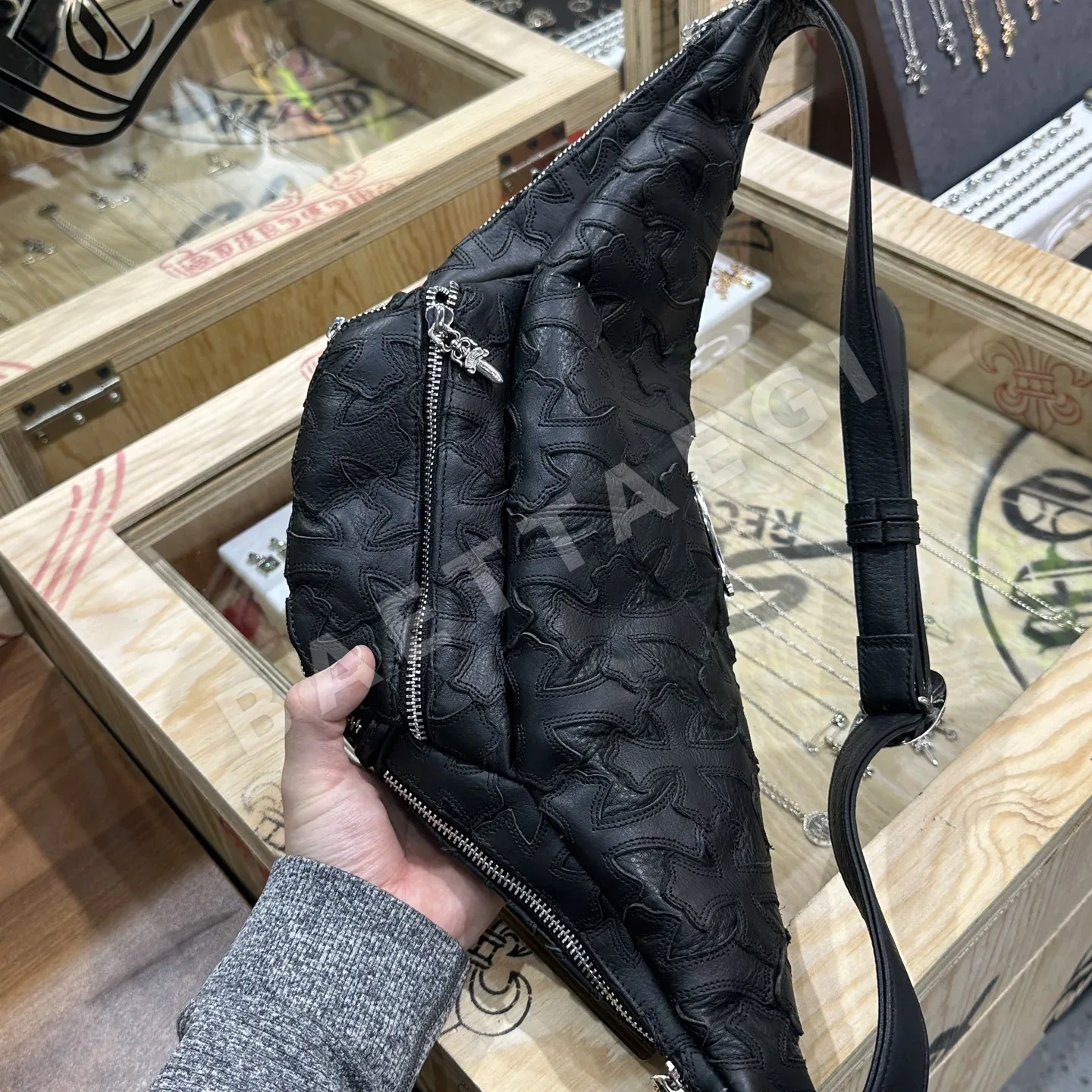크롬하츠 가방 상세 이미지 5