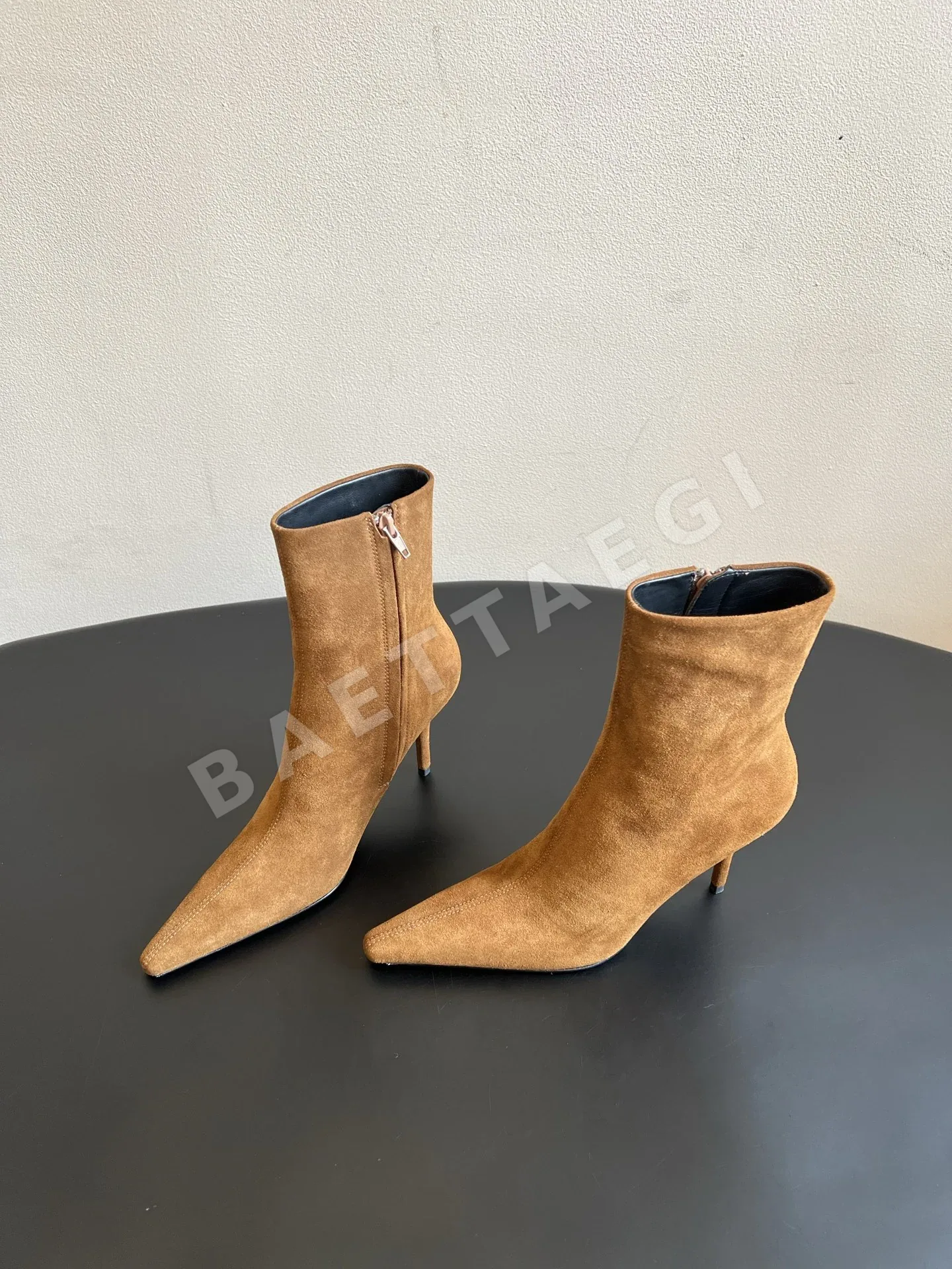 생로랑 조드퍼 부츠 가죽 뾰족한 앞코 상세 이미지 2