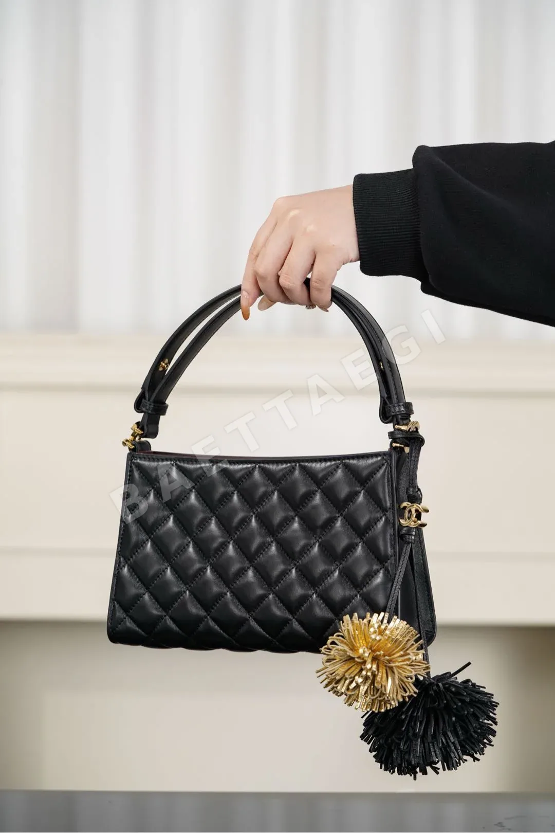 샤넬 초콜릿 언더암 가방 상세 이미지 6