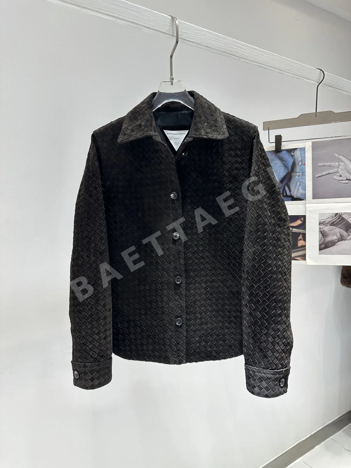 보테가베네타 꼬임 가죽 셔츠형 니트 자켓 206390