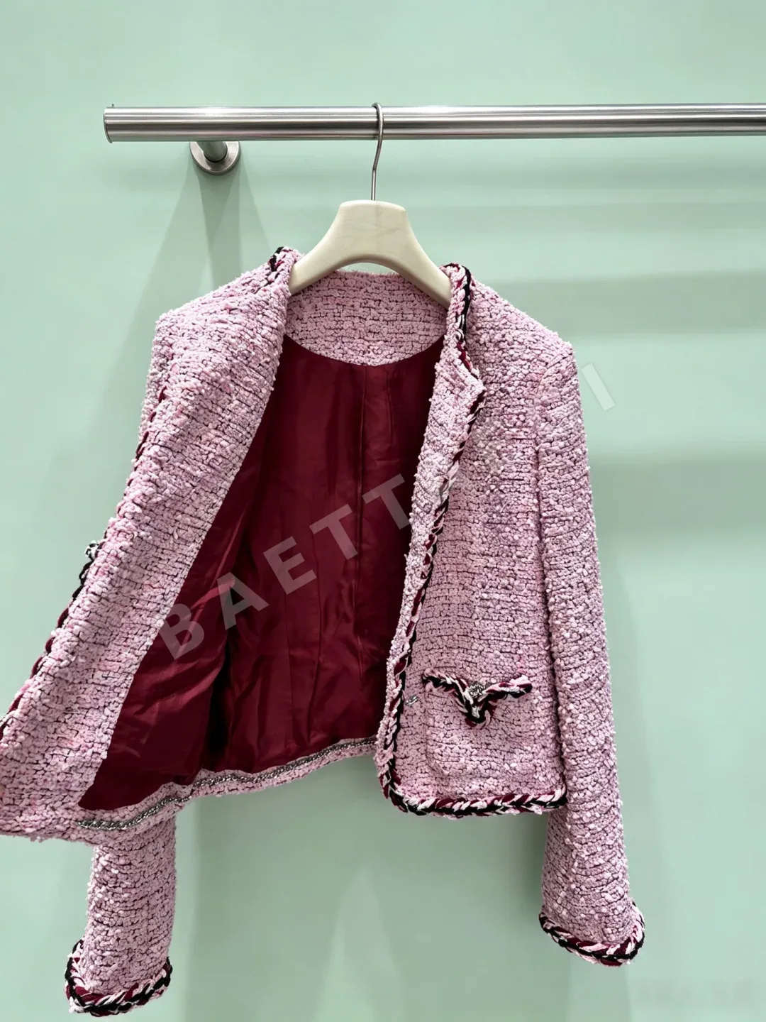 샤넬 벚꽃 핑크 트위드 크롭 자켓 상세 이미지 3