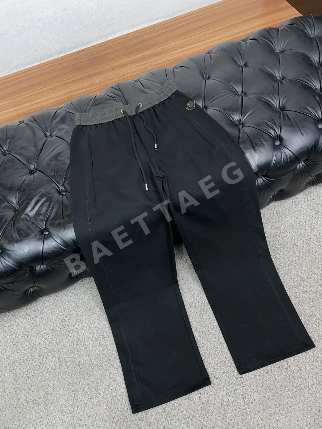 로로피아나 스트레이트 레그 패치워크 남성 바지 상세 이미지 6