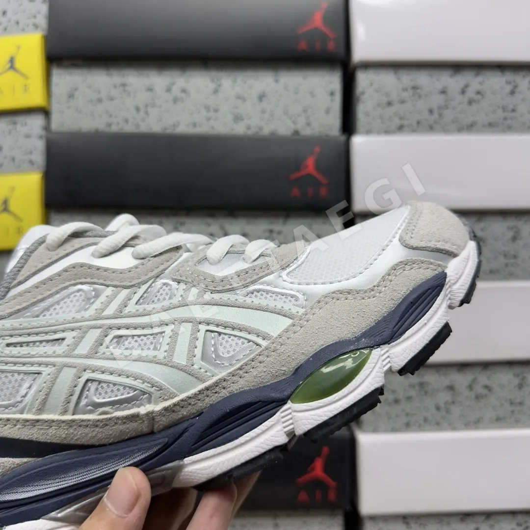 아식스 [WZ] 젤 NYC 1203A383-109 200468 Asics Gel-NYC White Glacier Grey 상세 이미지 8