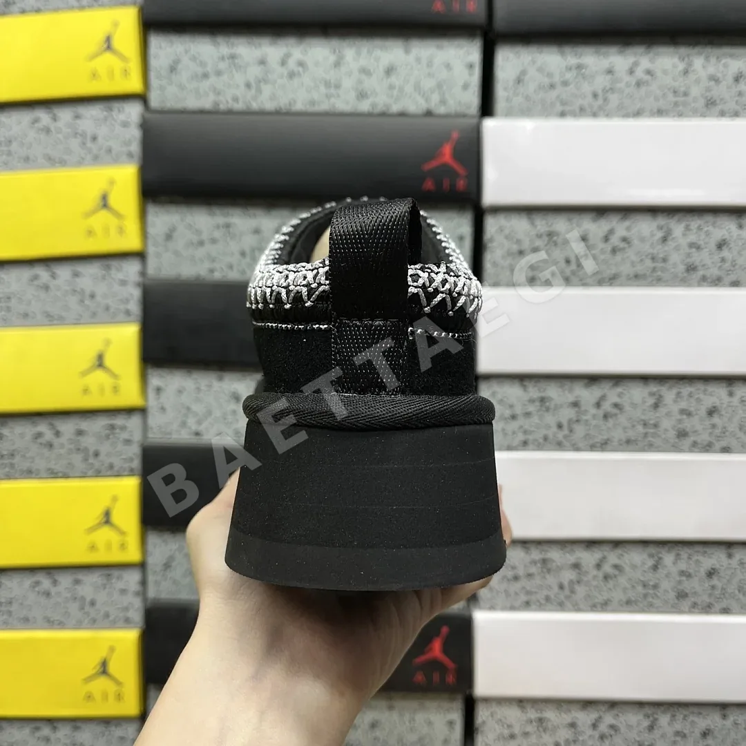 어그 [OT] 블랙 208952 UGG 1122553 BLK 상세 이미지 7
