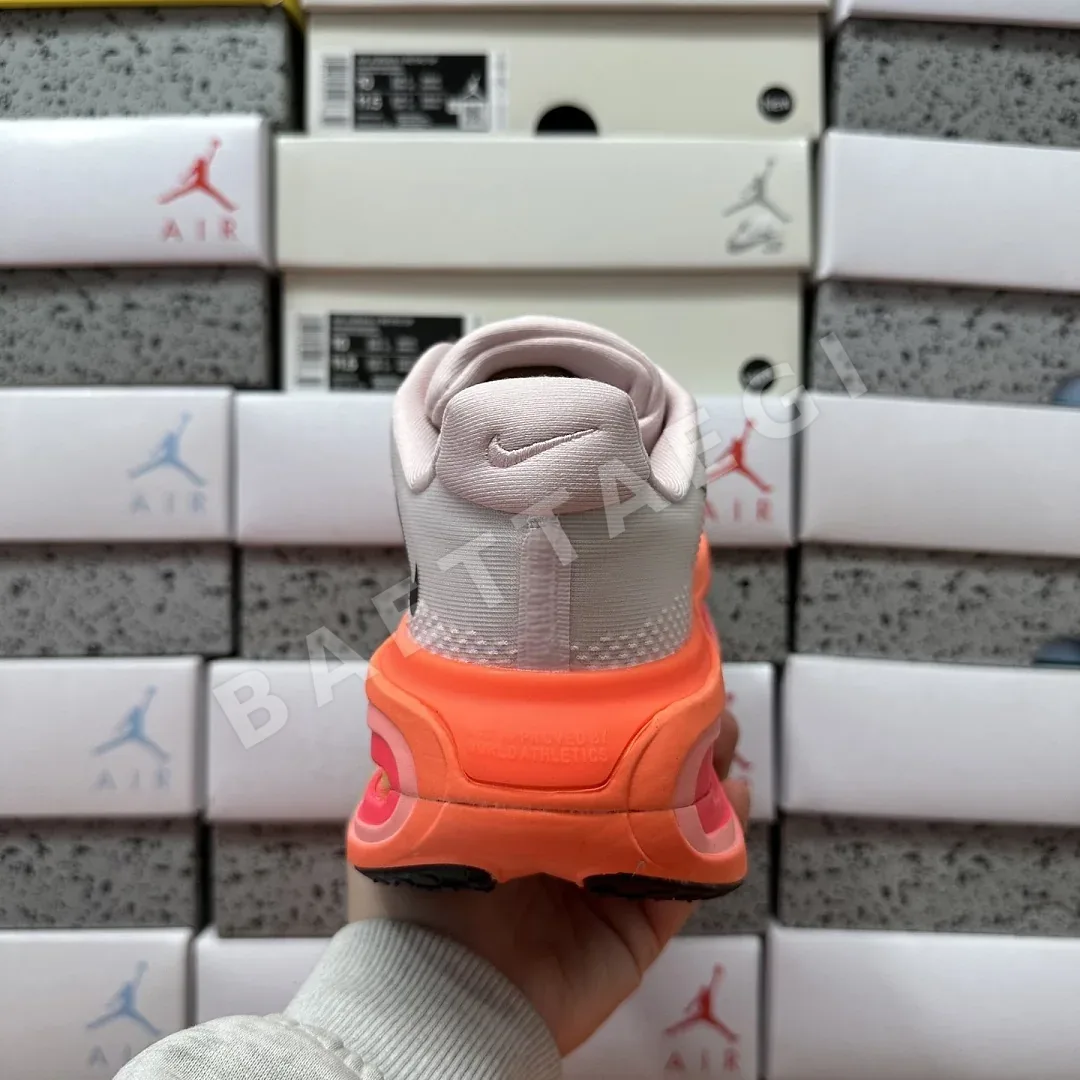 나이키 [5A] 보메로 프리미엄 핑크 오렌지 HQ2050-442 201625 Nike Vomero Premium 상세 이미지 4