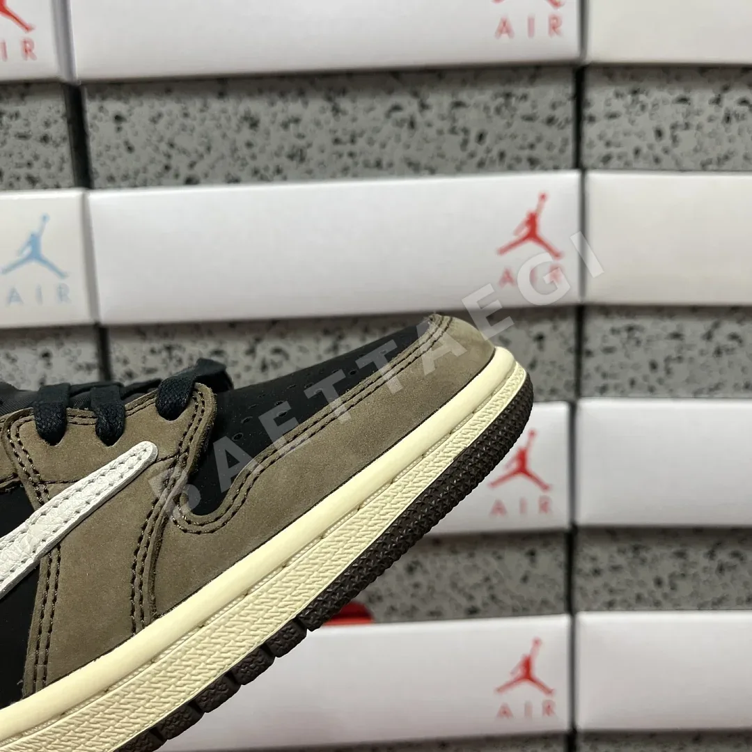 나이키 [PK] 블랙 브라운 CQ4277-001 201944 Nike Travis Scott Mocha 1.0 상세 이미지 3
