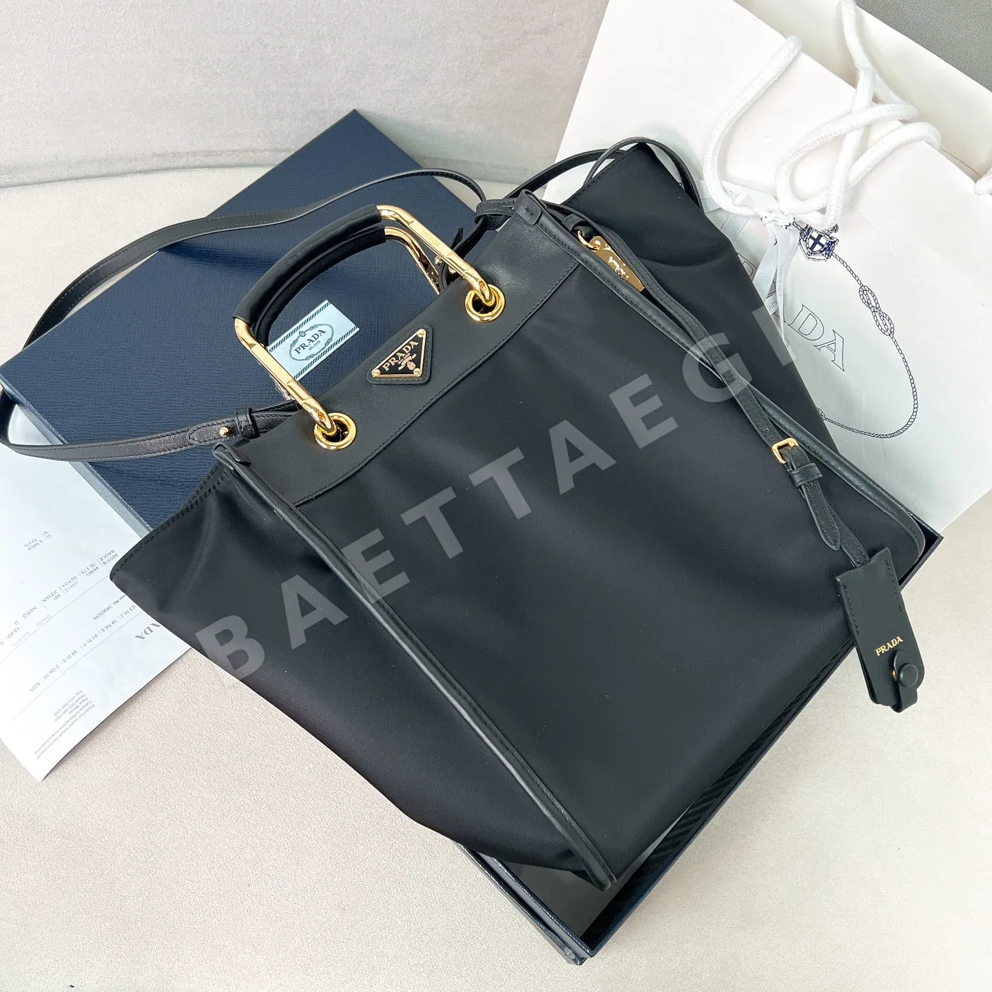 프라다 나일론 토트백 1BG578
