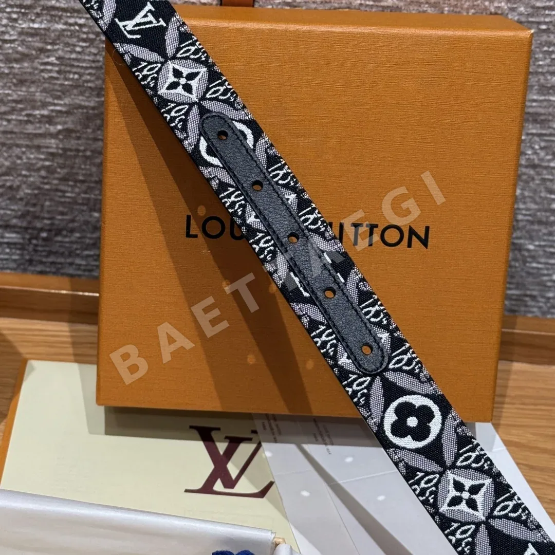 루이비통 NIGO 콜라보 양면 벨트 상세 이미지 7