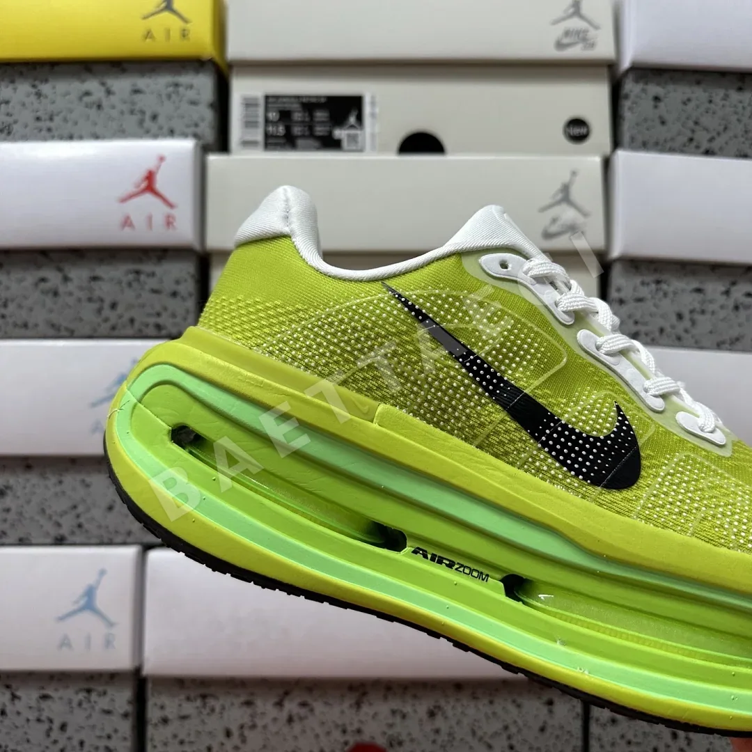 나이키 [5A] 보메로 프리미엄 옐로우 HQ2050-558 201624 Nike Vomero Premium 상세 이미지 5
