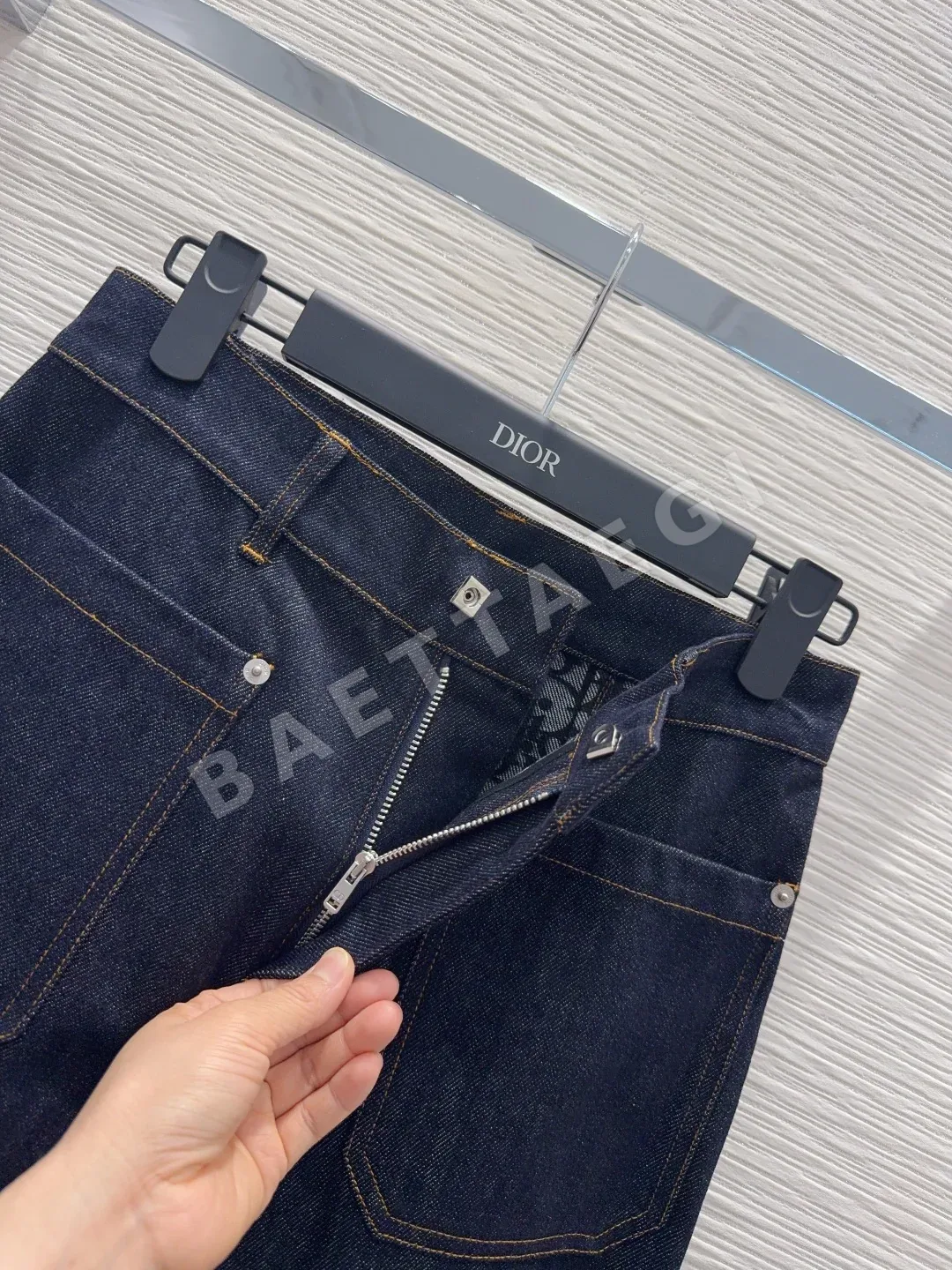 디올 여성 데님 바지 상세 이미지 4