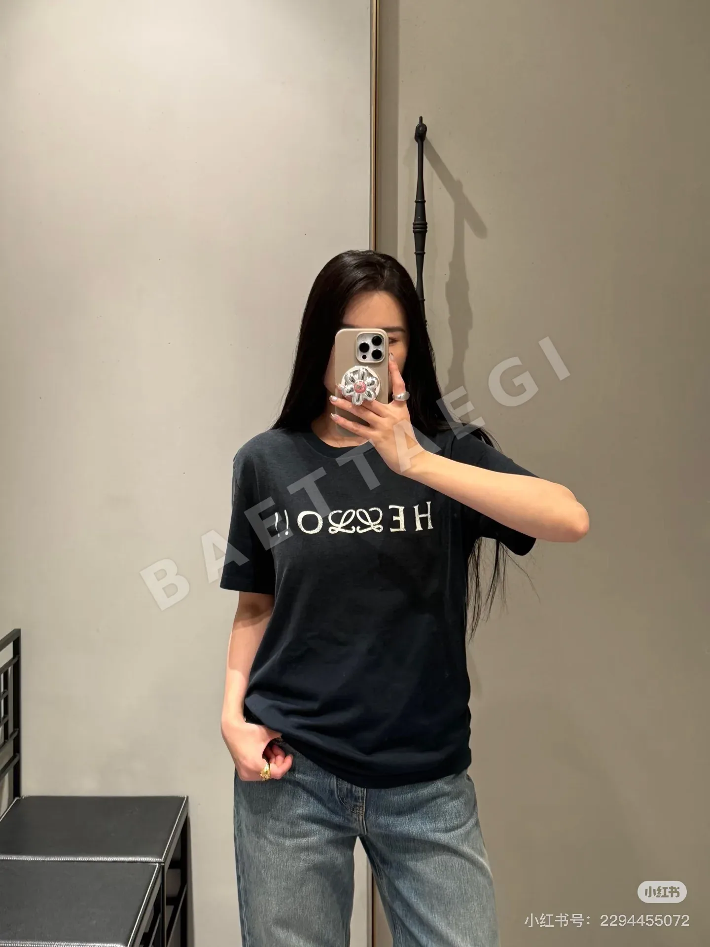 로에베 여성 로고 프린트 반팔 셔츠 레플리카 상세 이미지 2