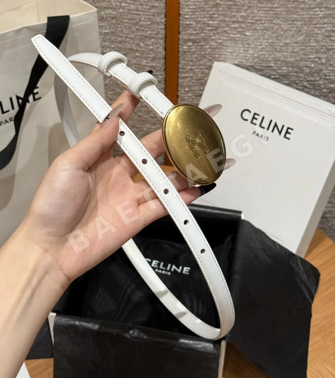 셀린느 트리옹 가죽 13mm 벨트 상세 이미지 4