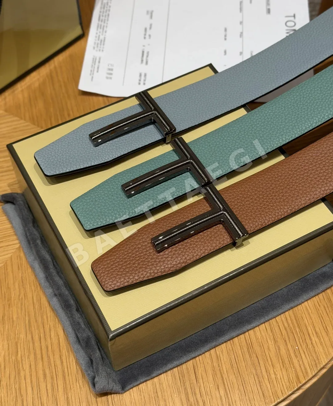 톰포드 그레인 송아지가죽 T 버클 벨트 38mm 상세 이미지 3
