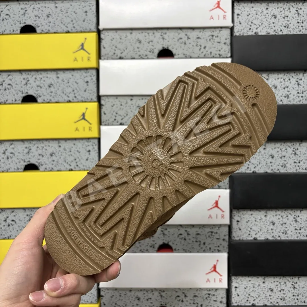 어그 [TOP] 208872 UGG Classic 3352 -6422 상세 이미지 8